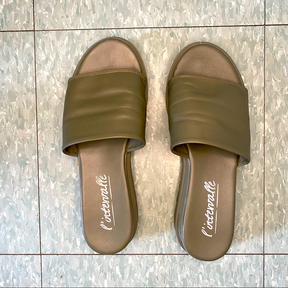 ✨ Army Green Open toe sandals - Size 40